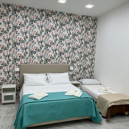 Virgy House Bed & Breakfast Napoli Dış mekan fotoğraf