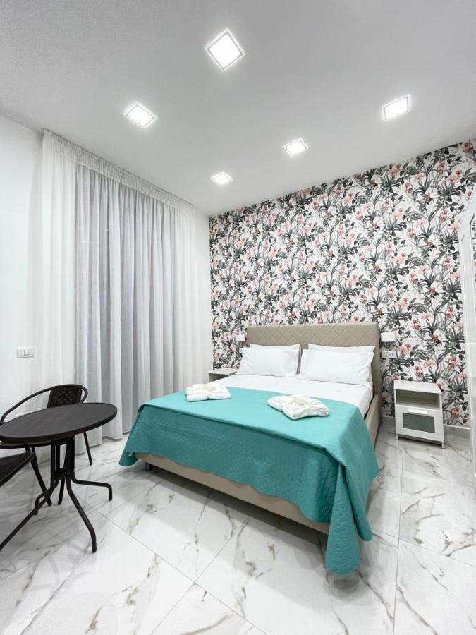 Virgy House Bed & Breakfast Napoli Dış mekan fotoğraf